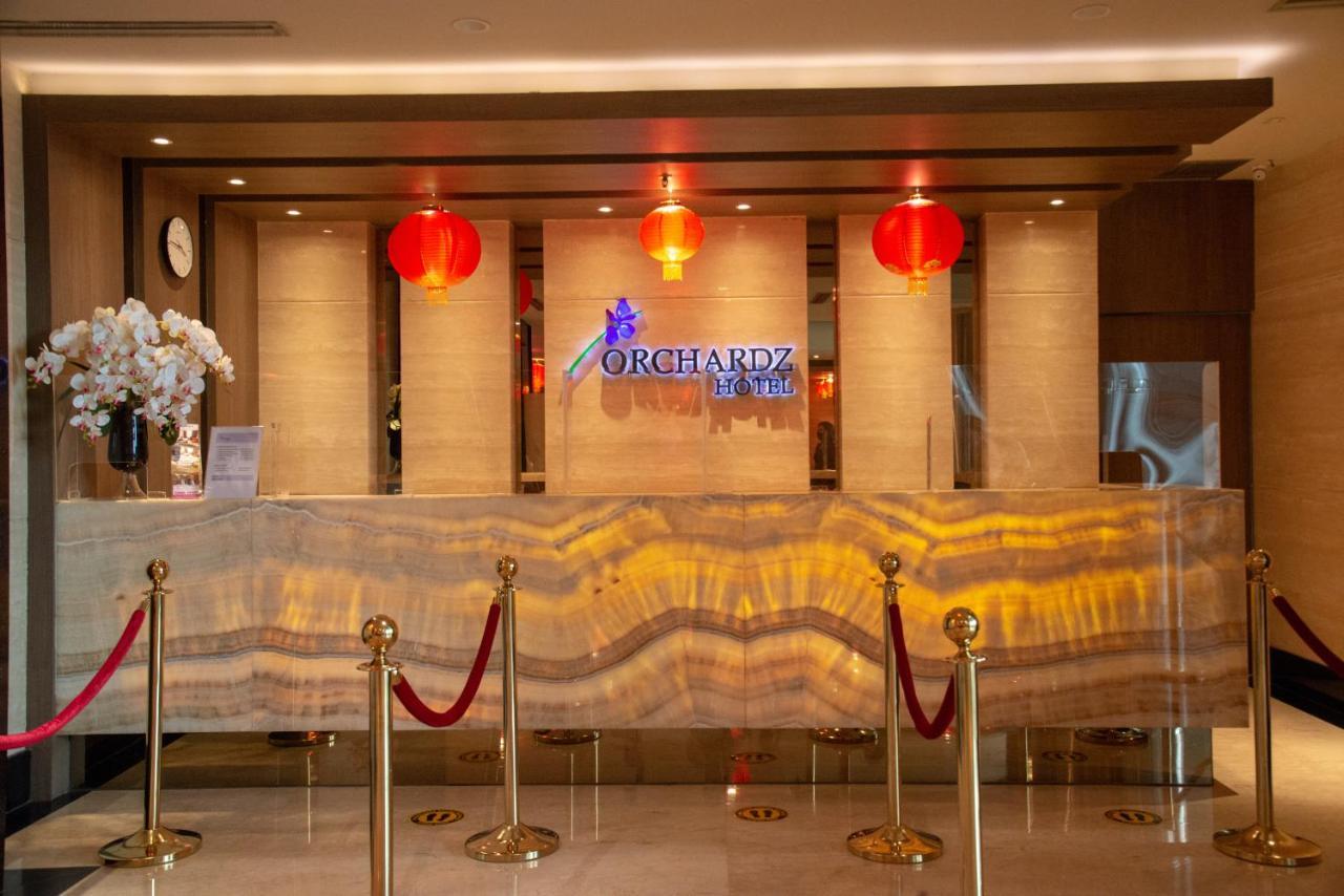 Orchardz Hotel Industri Jakarta Exterior foto