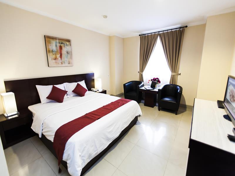 Orchardz Hotel Industri Jakarta Exterior foto